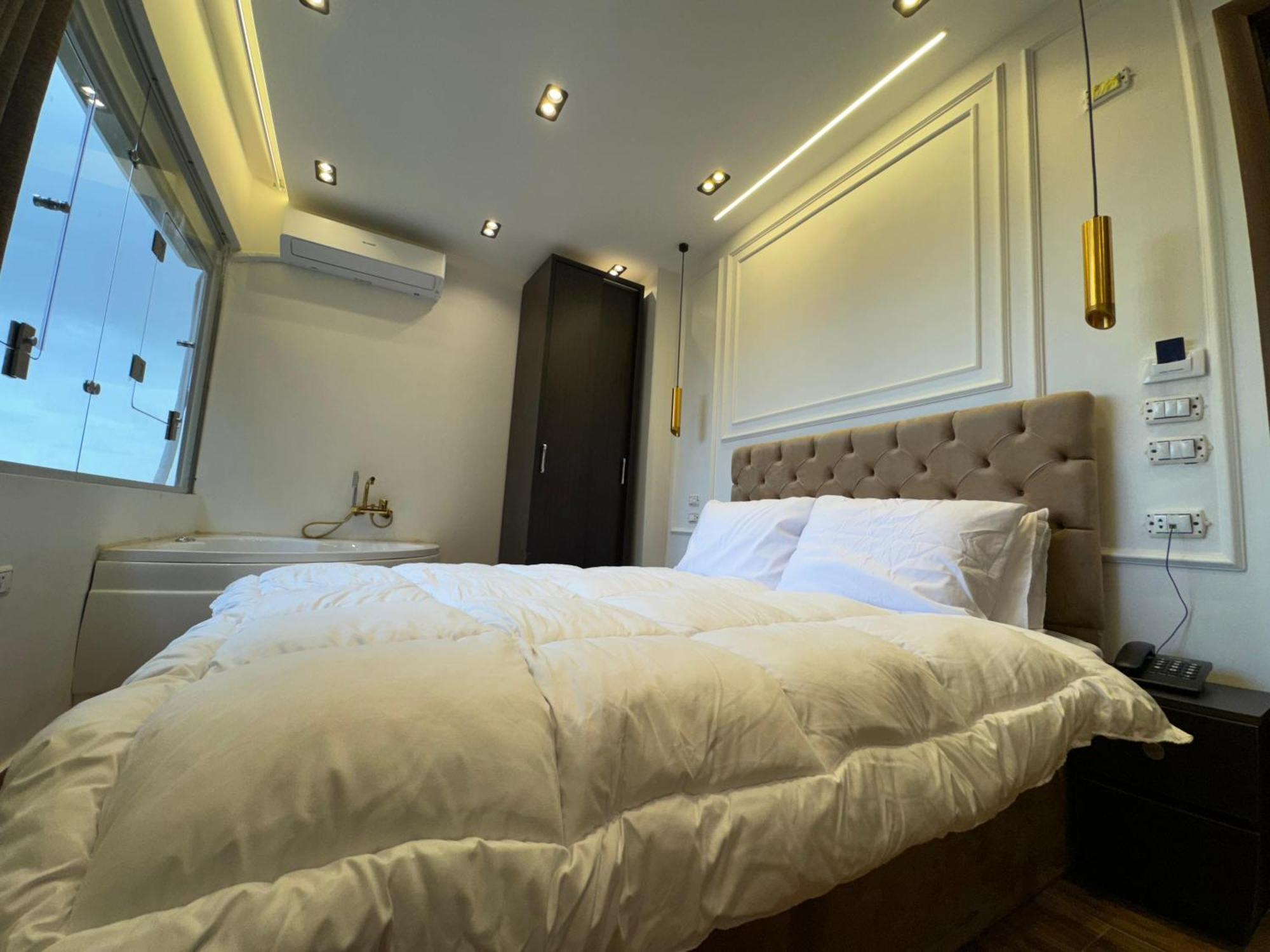 New White Pyramids Inn Ghatati Exterior foto